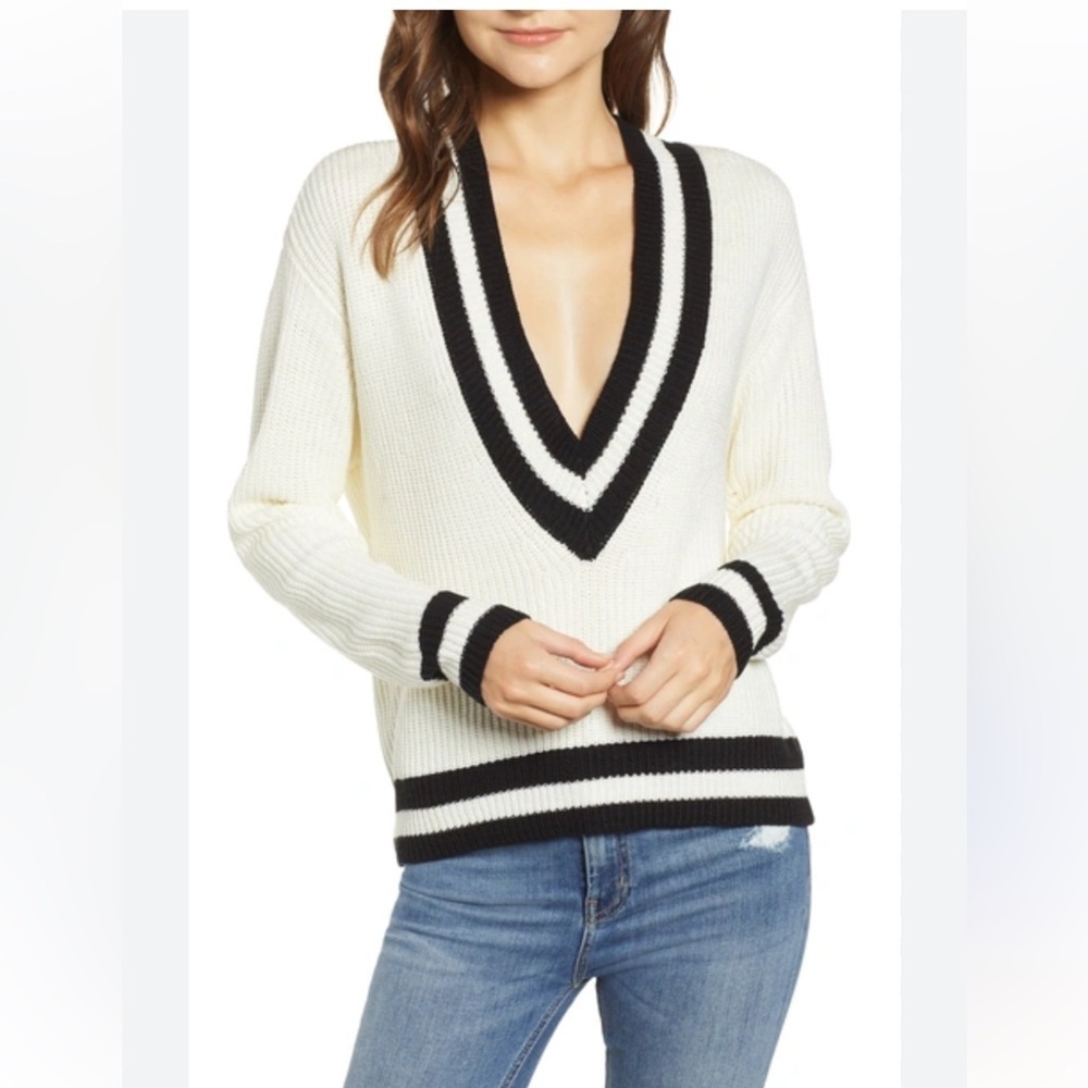 Bishop + Young Varsity Sweater V-Neck Oversized Preppy Medium